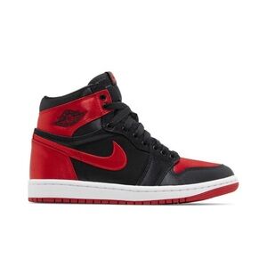 Air Jorden 1 Mid ‘Banned’ Size 7, new in box.